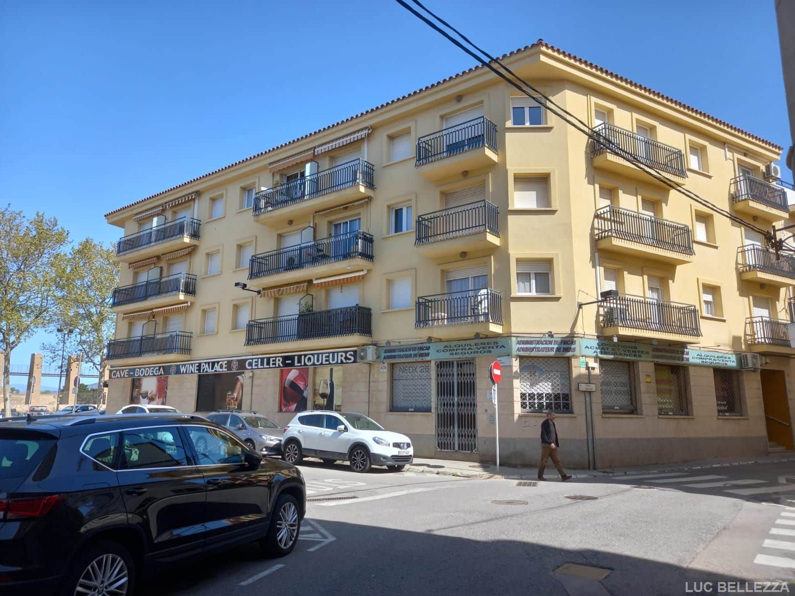 Apartamento frente al mar en el centro de Roses - Foto 1