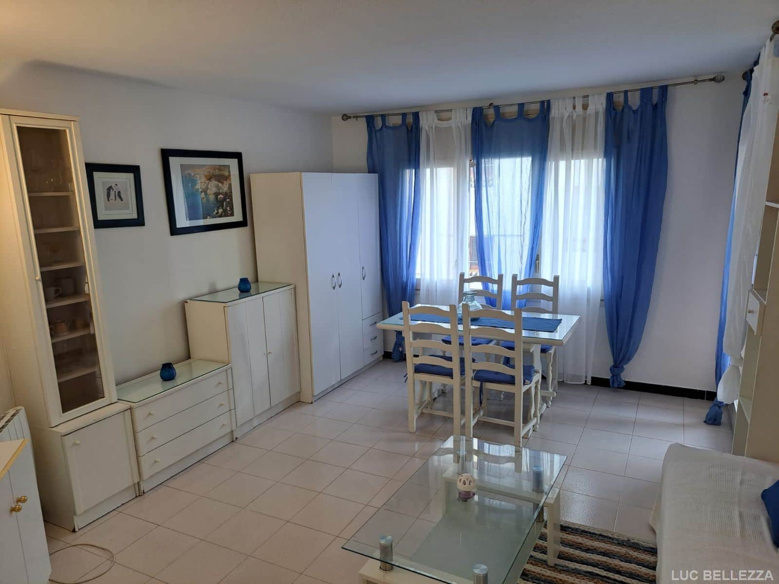 En una pequeña y coqueta residencia en la urbanización de Ampuriabrava. - Foto 2