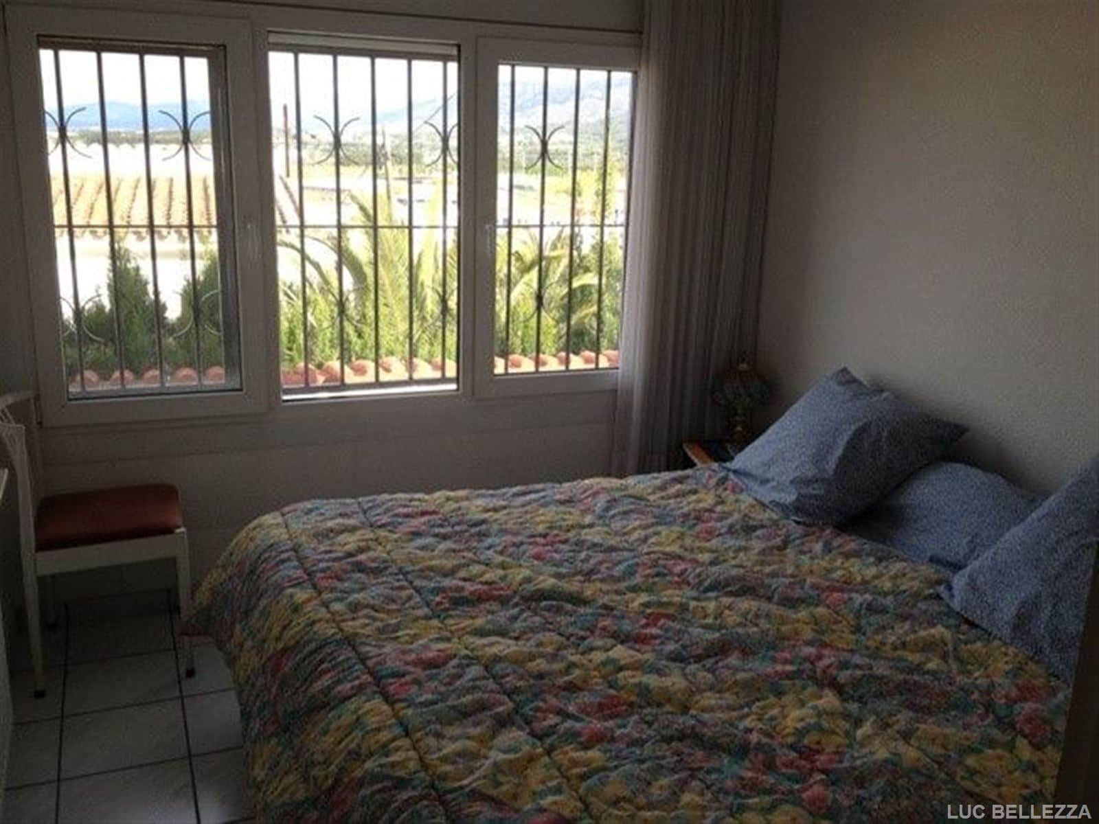 Casa con piscina en Los Grecs - Foto 4