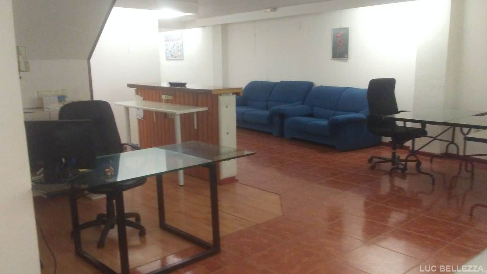 Local de 122m2 + vivienda de 120 m2 - Foto 3