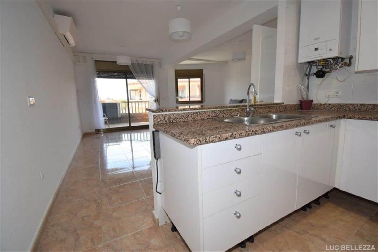 PISO CON PISCINA COMUNITARIA ZONA CENTRO ROSES - Foto 3