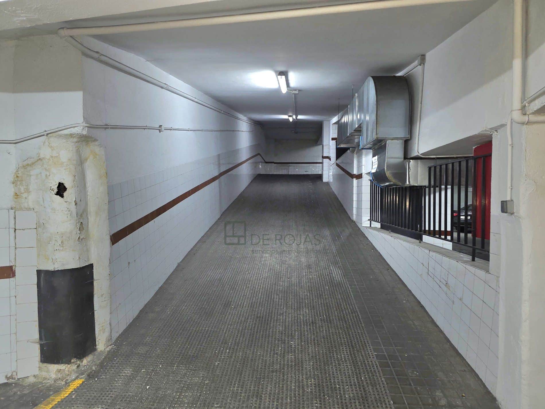 PLAZA DE GARAJE EN CHAMBERÌ-TRAFALGAR - Foto 3