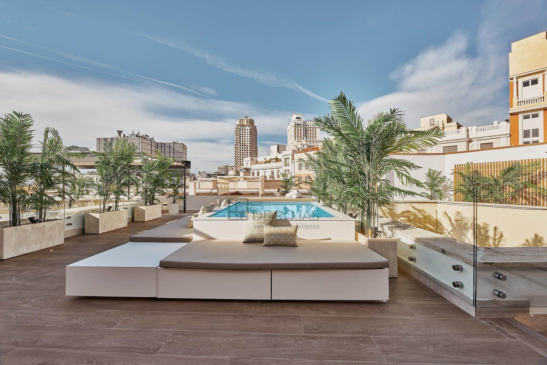 ÁTICO EXTERIOR CON PISCINA CASA INTELIGENTE - Foto 3
