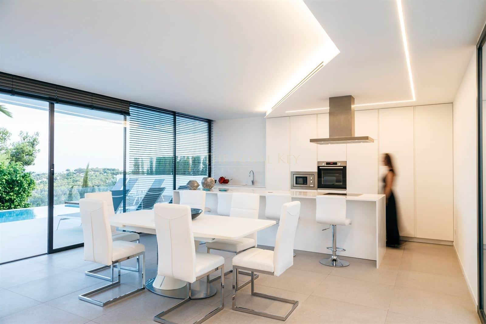 VILLA DE LUJO CON VISTAS AL MAR Y MONTAÑA - Foto 2