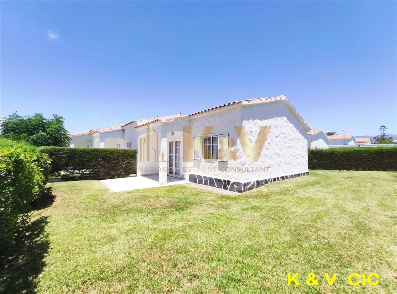 MARAVILLOSO BUNGALOW EN PLAYA DEL INGLÉS CON JARDÍN PRIVADO 150 m2 DE PARCELA - Foto 1