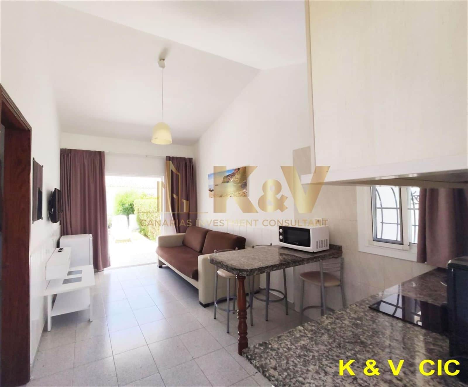 MARAVILLOSO BUNGALOW EN PLAYA DEL INGLÉS CON JARDÍN PRIVADO 150 m2 DE PARCELA - Foto 4