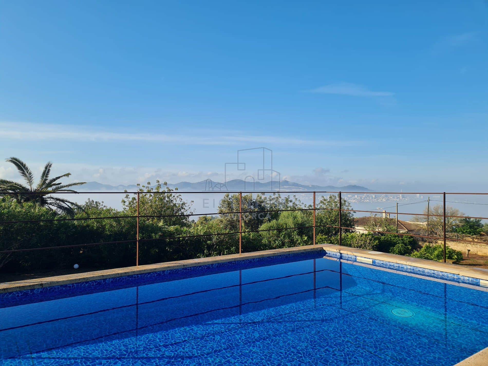 Finca de Ensueño con Piscina y Vista  despejadas al Campo - Foto 1