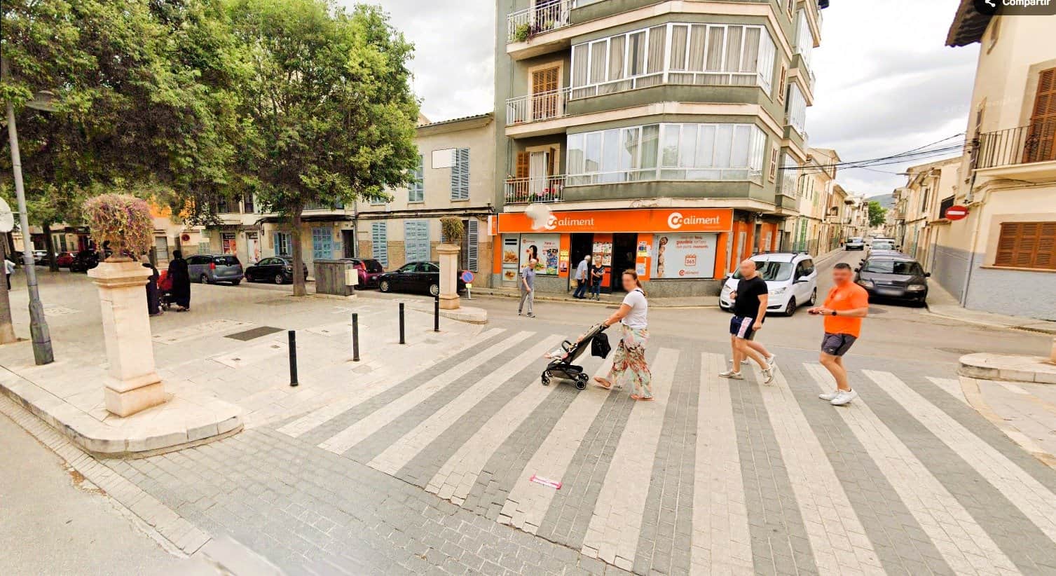 Local Comercial en Venta en Manacor – Ubicación Estratégica y Gran Visibilidad - Foto 1
