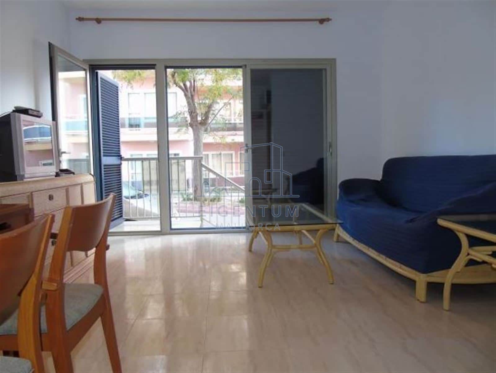 PLANTA BAJA CERCA DE LA PLAYA - Foto 1