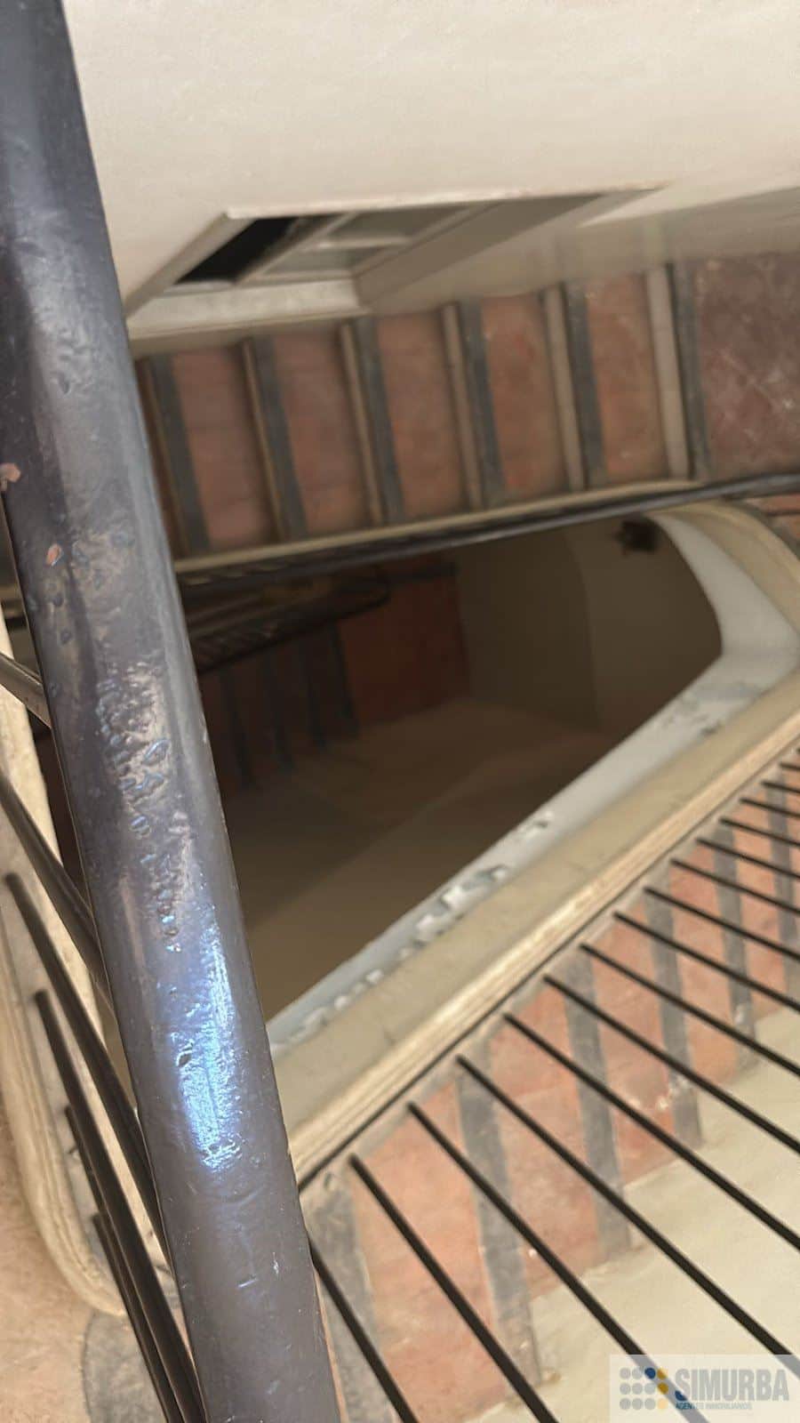 Casa modernista en venta en calle peatonal junto a  Pl. Mossen Cinto Verdaguer de Terrassa - Foto 5