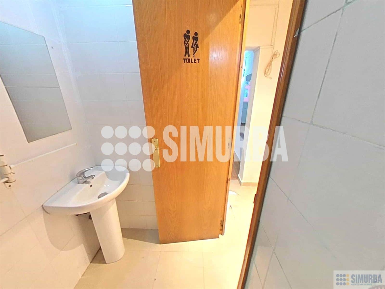 Piso en venta en pleno centro del barrio de Ciutat Vella, Barcelona. - Foto 5