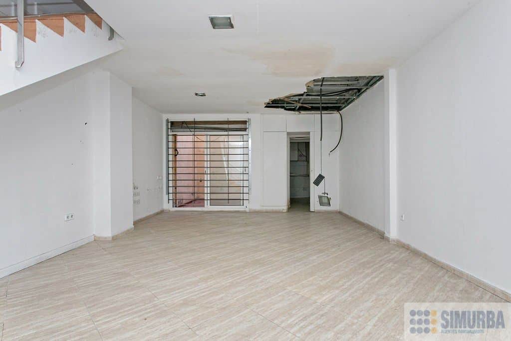 Piso tipo duplex en venta en C. Sant Crispi, Terrassa - Foto 3