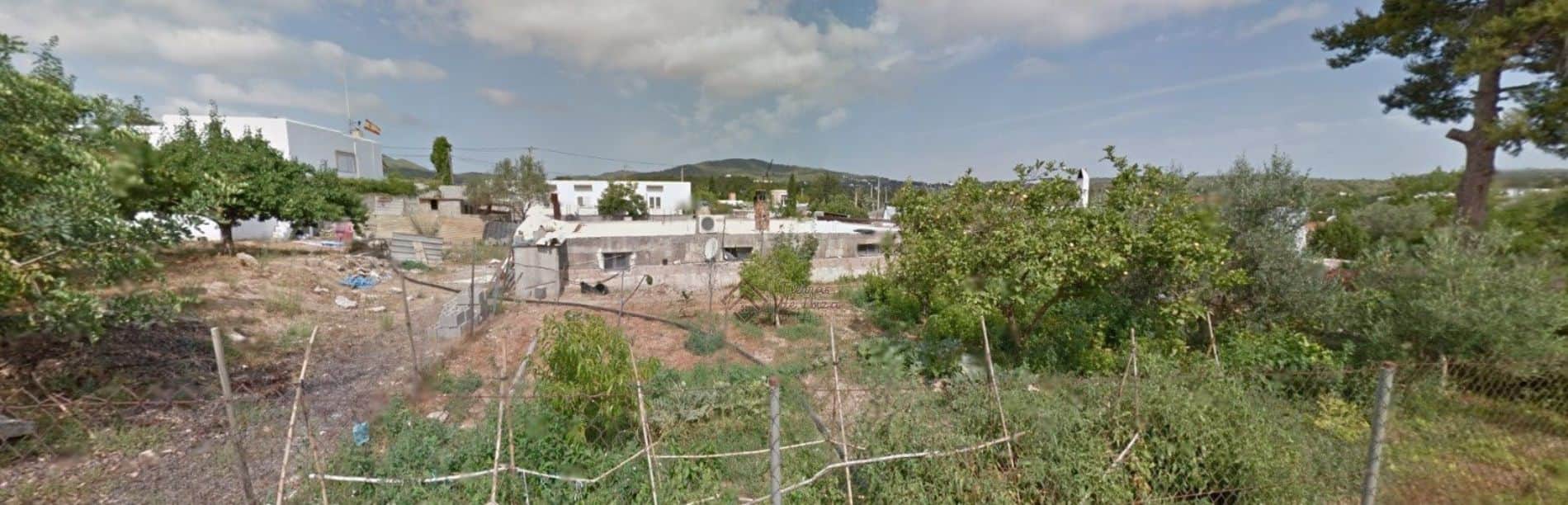 Terreno con Edificación de 200 m² Okupada en San Rafael - Foto 1