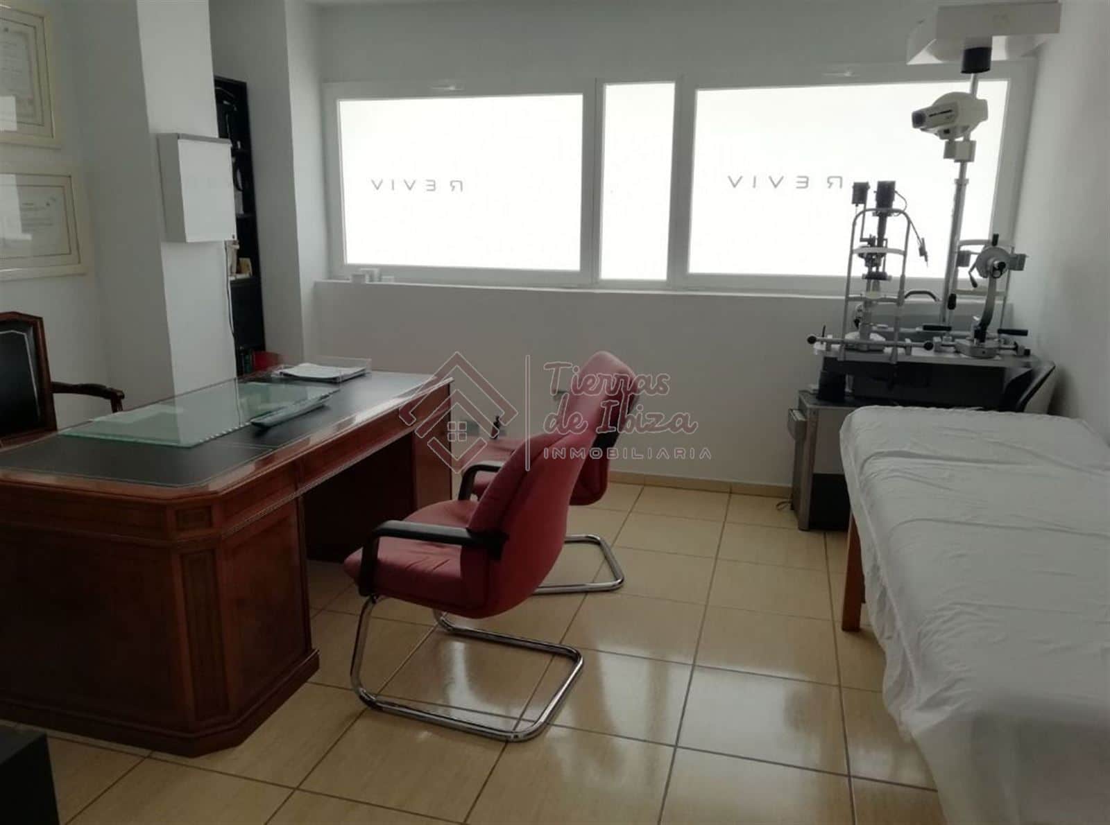 Local Comercial en Cala de Bou - Foto 3