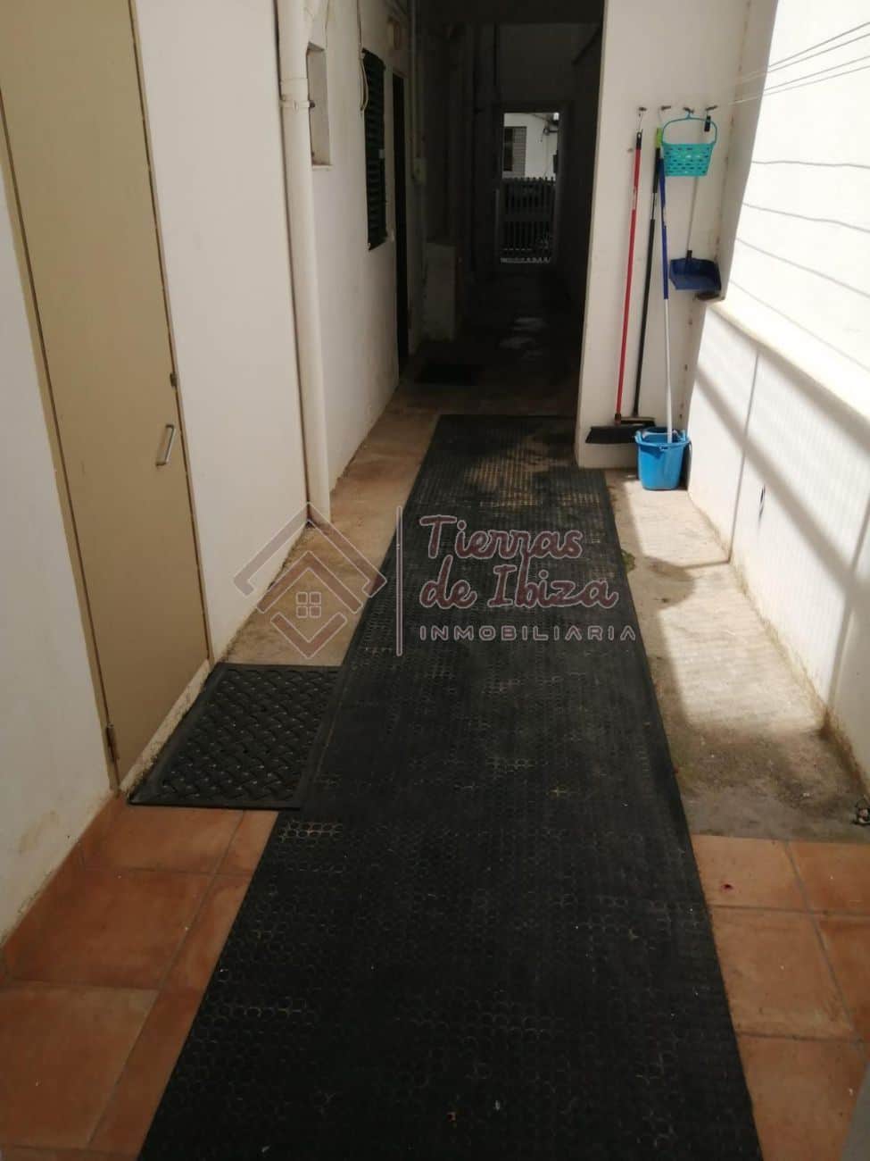 Local con uso de Vivienda en el Centro de Ibiza - Foto 2