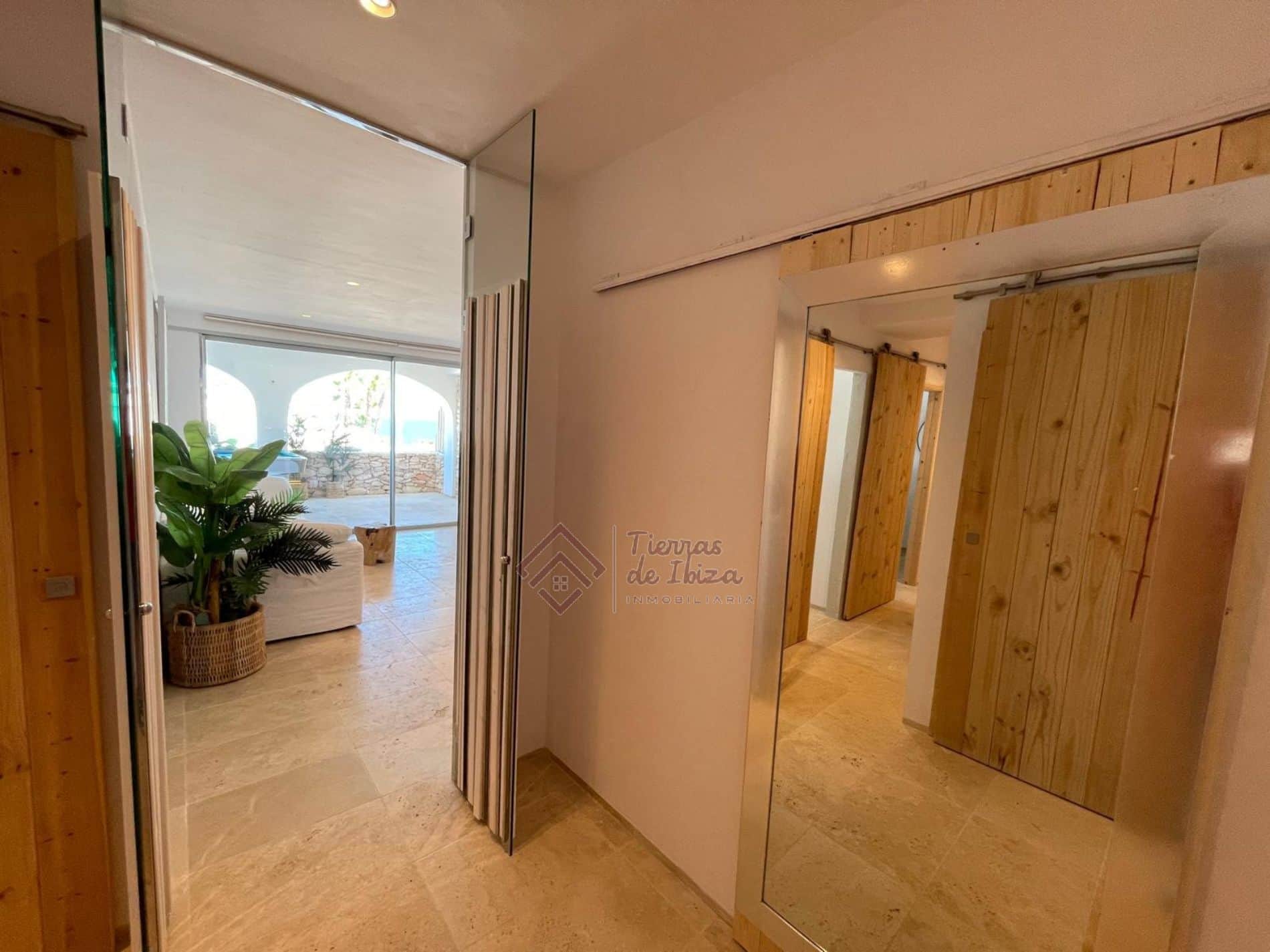 Apartamento con Garaje y Piscina en San Carlos - Foto 2