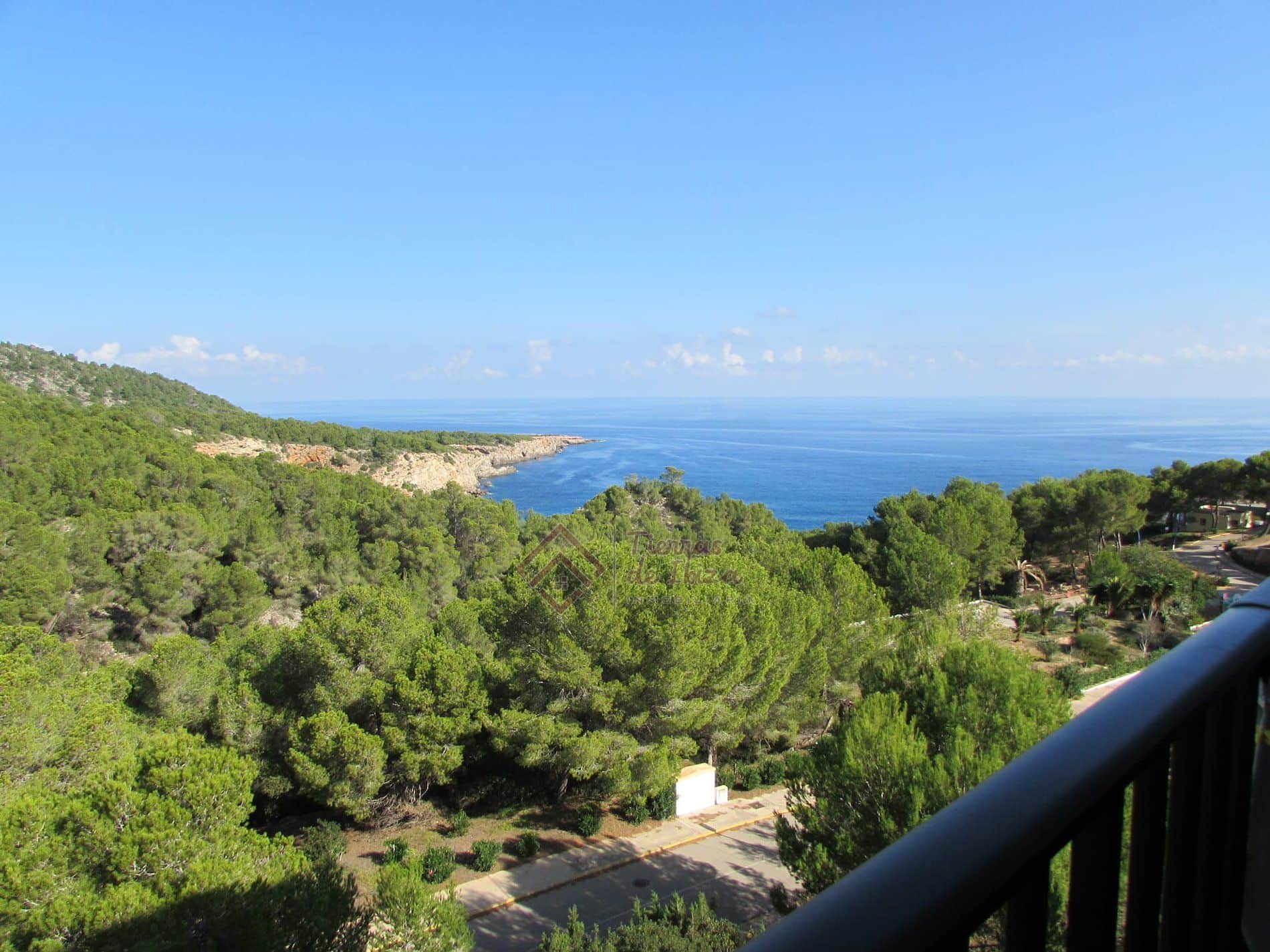 Apartamento en Primera línea de Mar en Cala San Vicente - Foto 2