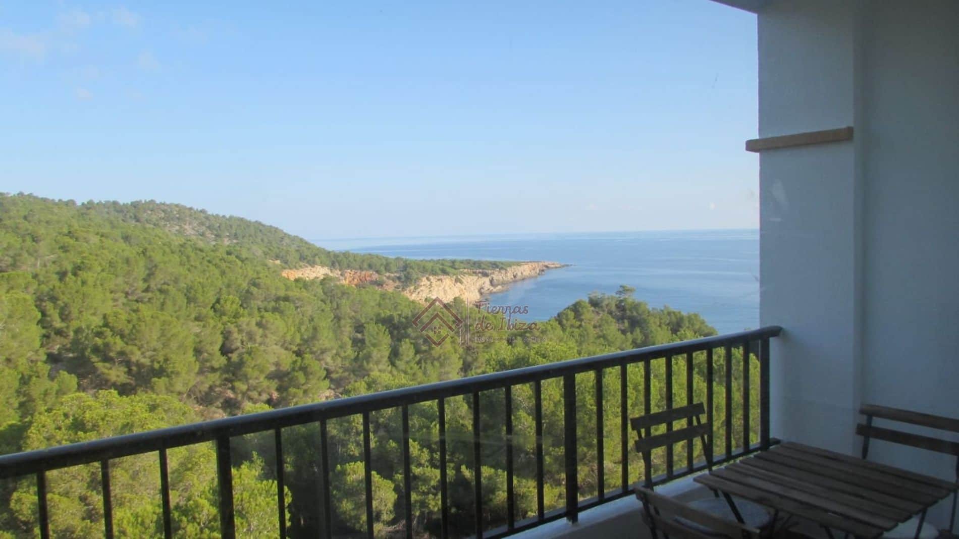 Apartamento en Primera línea de Mar en Cala San Vicente - Foto 1