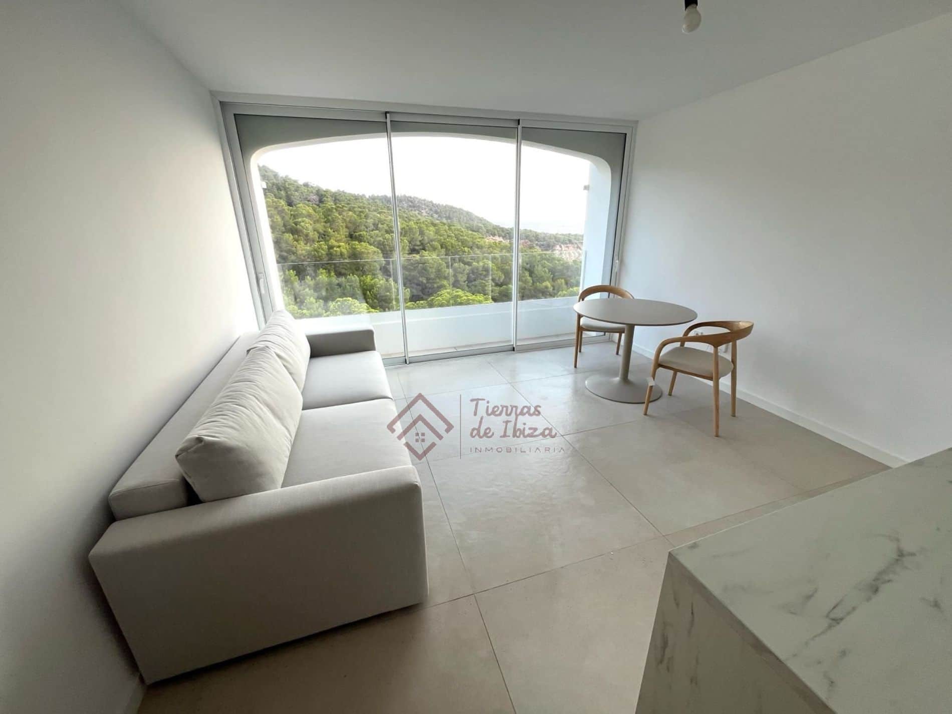Apartamento en Cala San Vicente - Foto 2