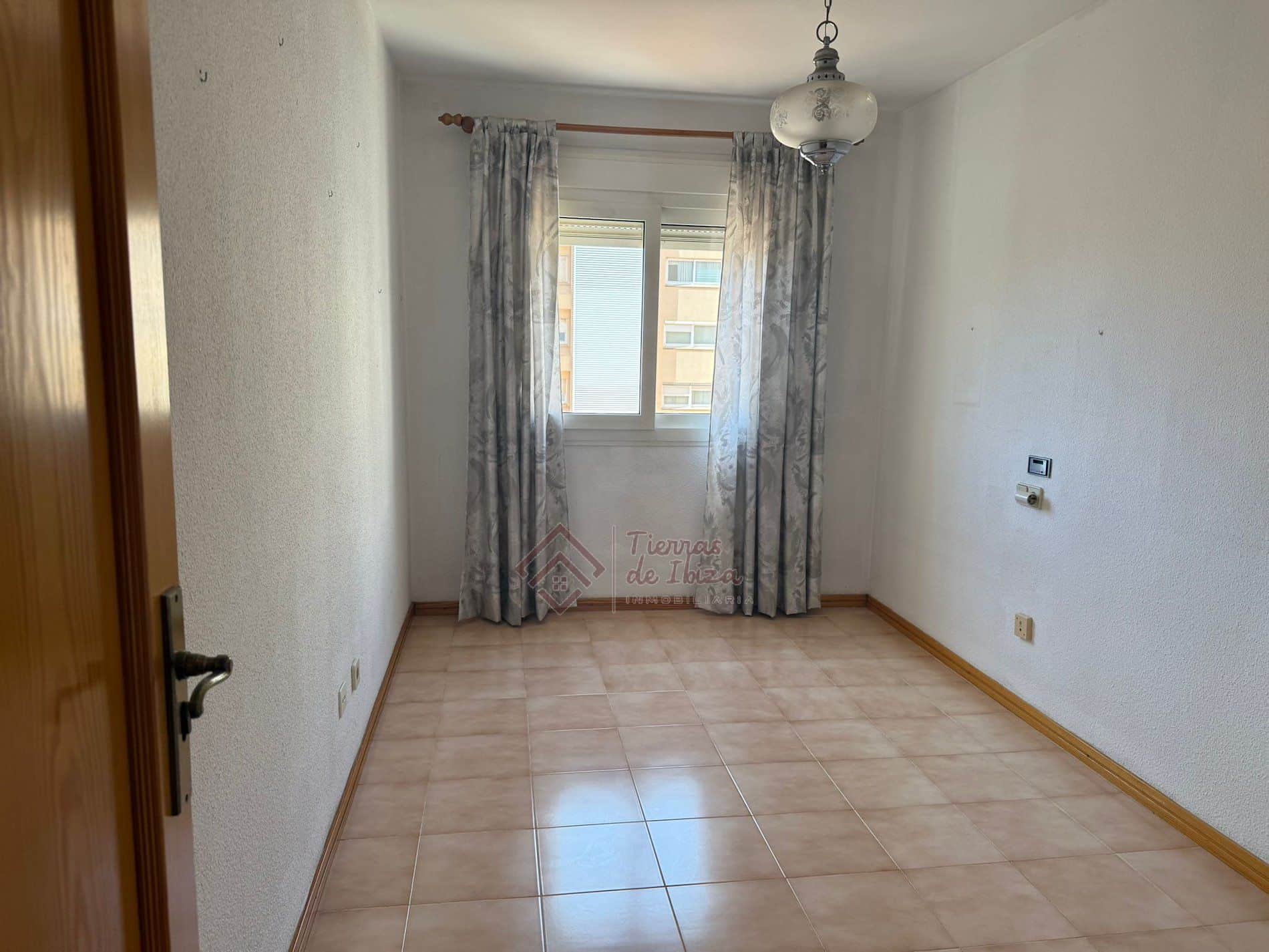 Apartamento en Ibiza Centro con Trastero y Garaje - Foto 4