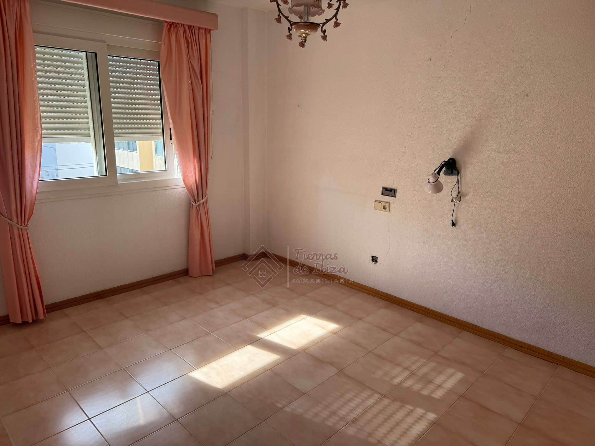 Apartamento en Ibiza Centro con Trastero y Garaje - Foto 5