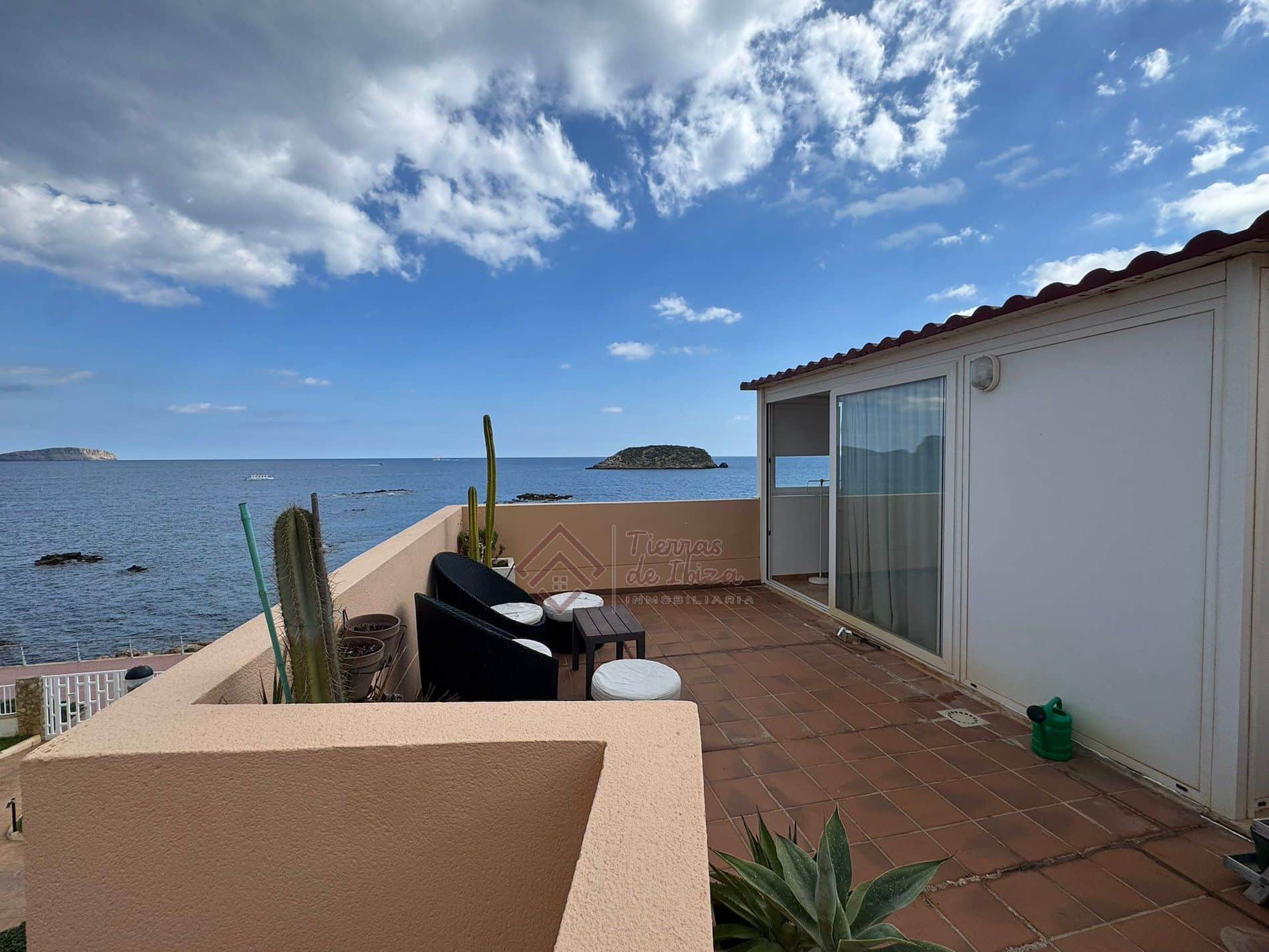 Ático en 1º Línea de Mar en Cala Llonga - Foto 1