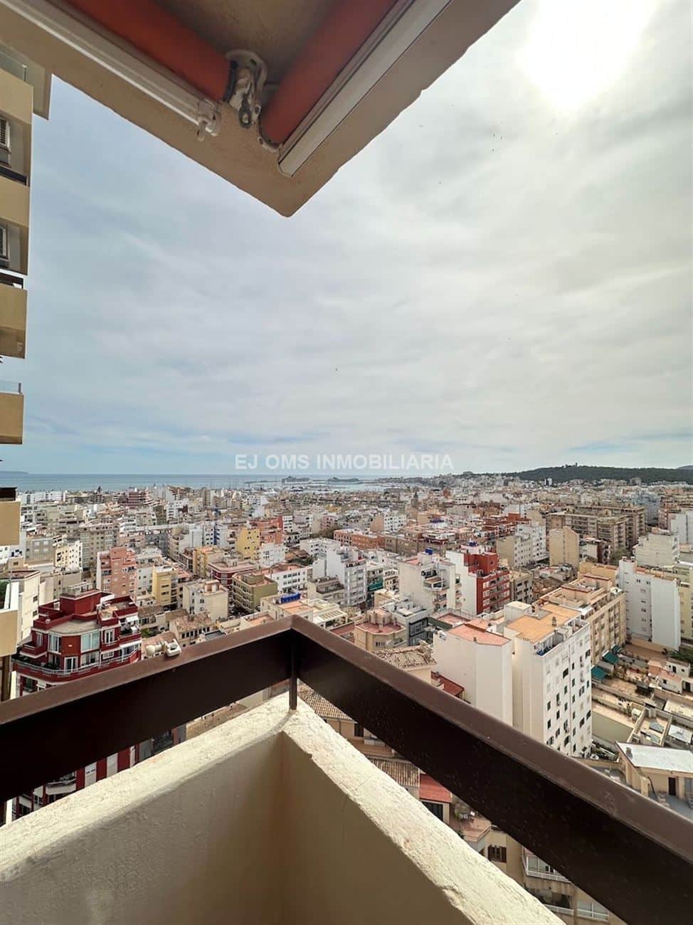 PISO A LA VENTA DE 110M2 EN CENTRO DE PALMA CON VISTAS PANORÁMICAS - Foto 2
