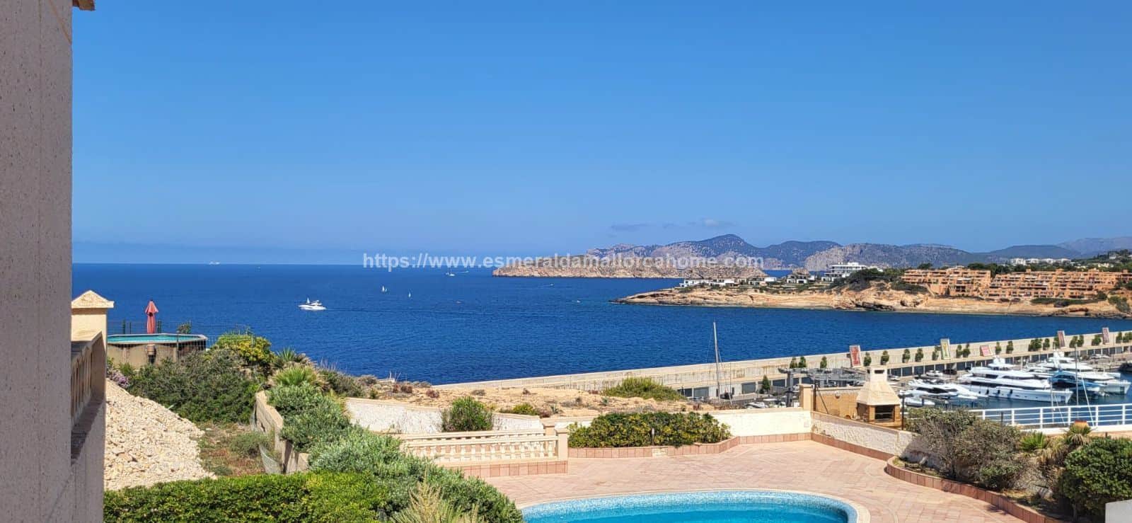 CHALET CON IMPRESIONANTES VISTAS AL MAR Y A PORT ADRIANO - Foto 1