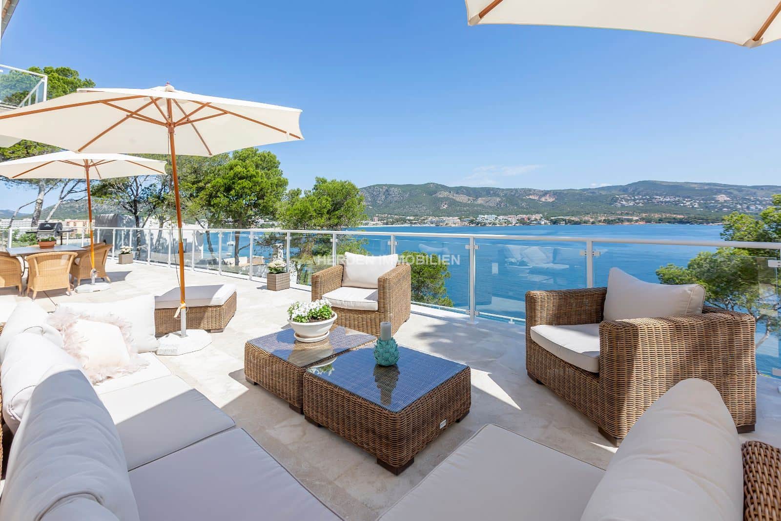 VILLA PRIMERA LINIA DE MAR PALMANOVA MALLORCA EN VENTA - Foto 3