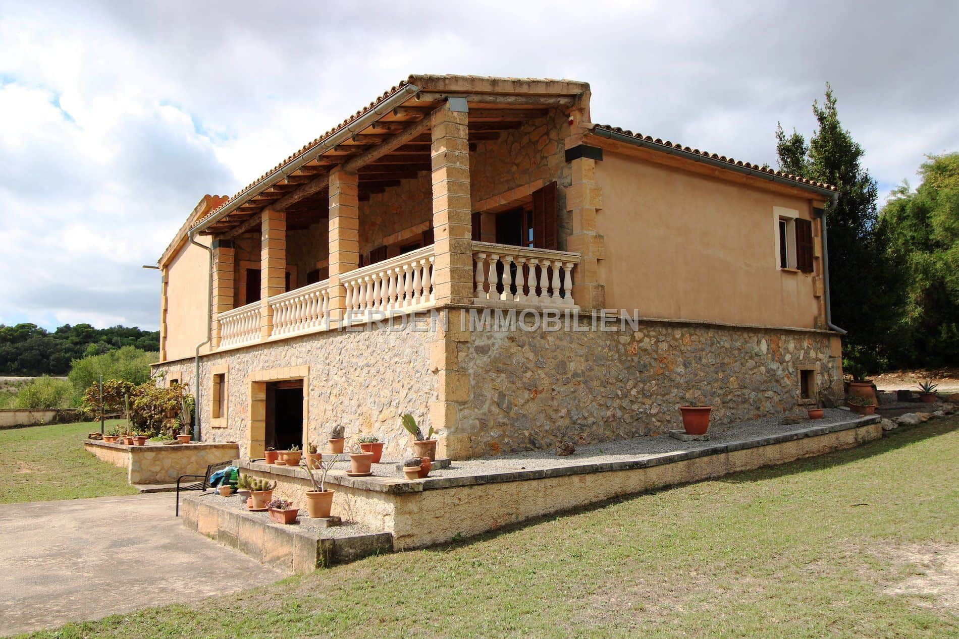 ENCANTADORA FINCA CERCA DE SANT LLORENC DES CARDASSAR, MALLORCA - Foto 5