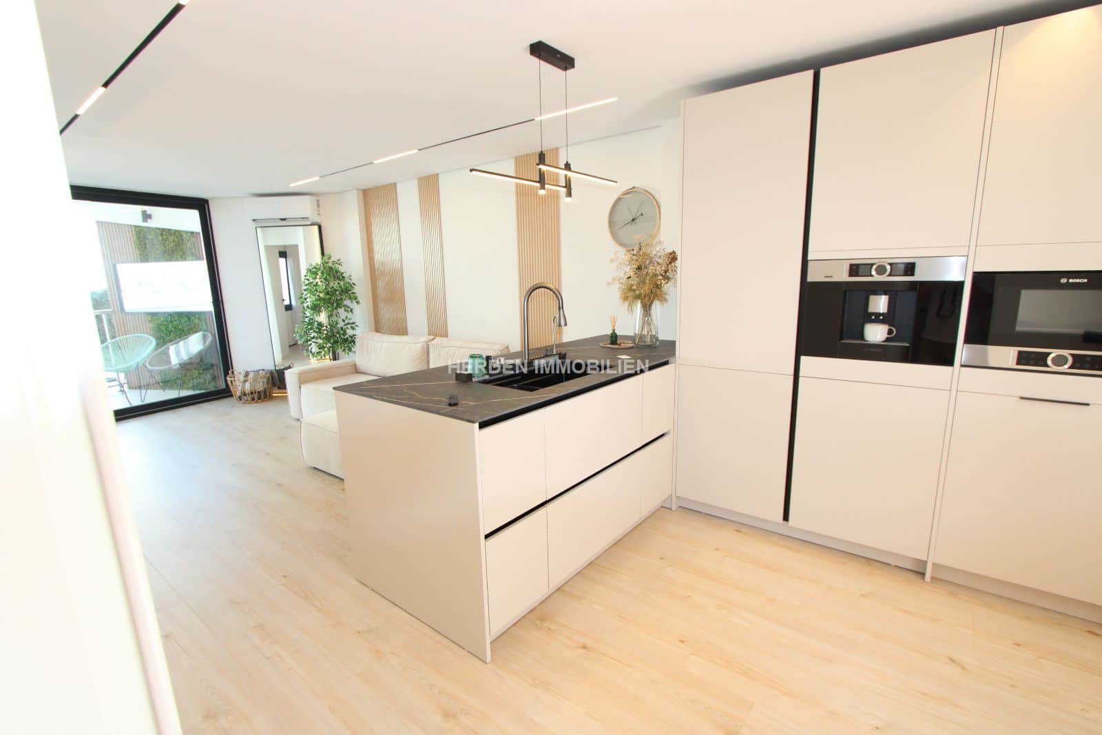 APARTMANETO PRIMERA LINEA DE MAR SANTA PONSA EN VENTA - Foto 3