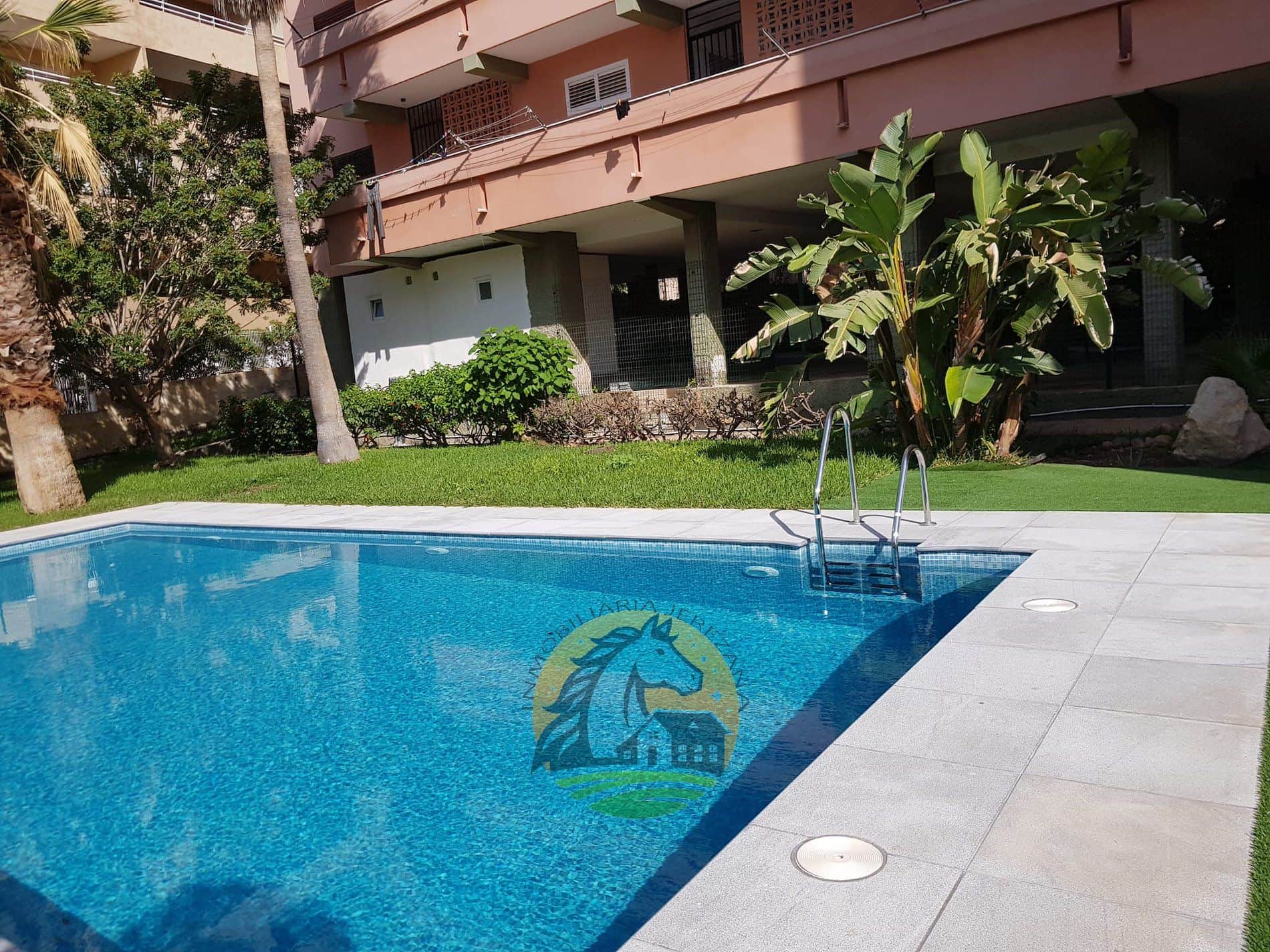 PRECIOSO Y COQUETO PISO DE 2 DORMITORIOS CON TERRACITA - Foto 2