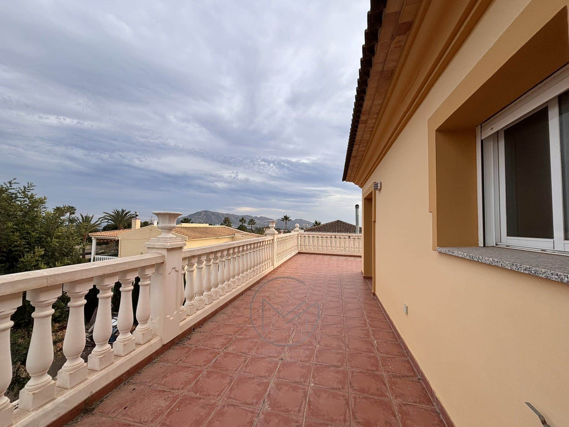 Villa en venta en La Nucia - Foto 2