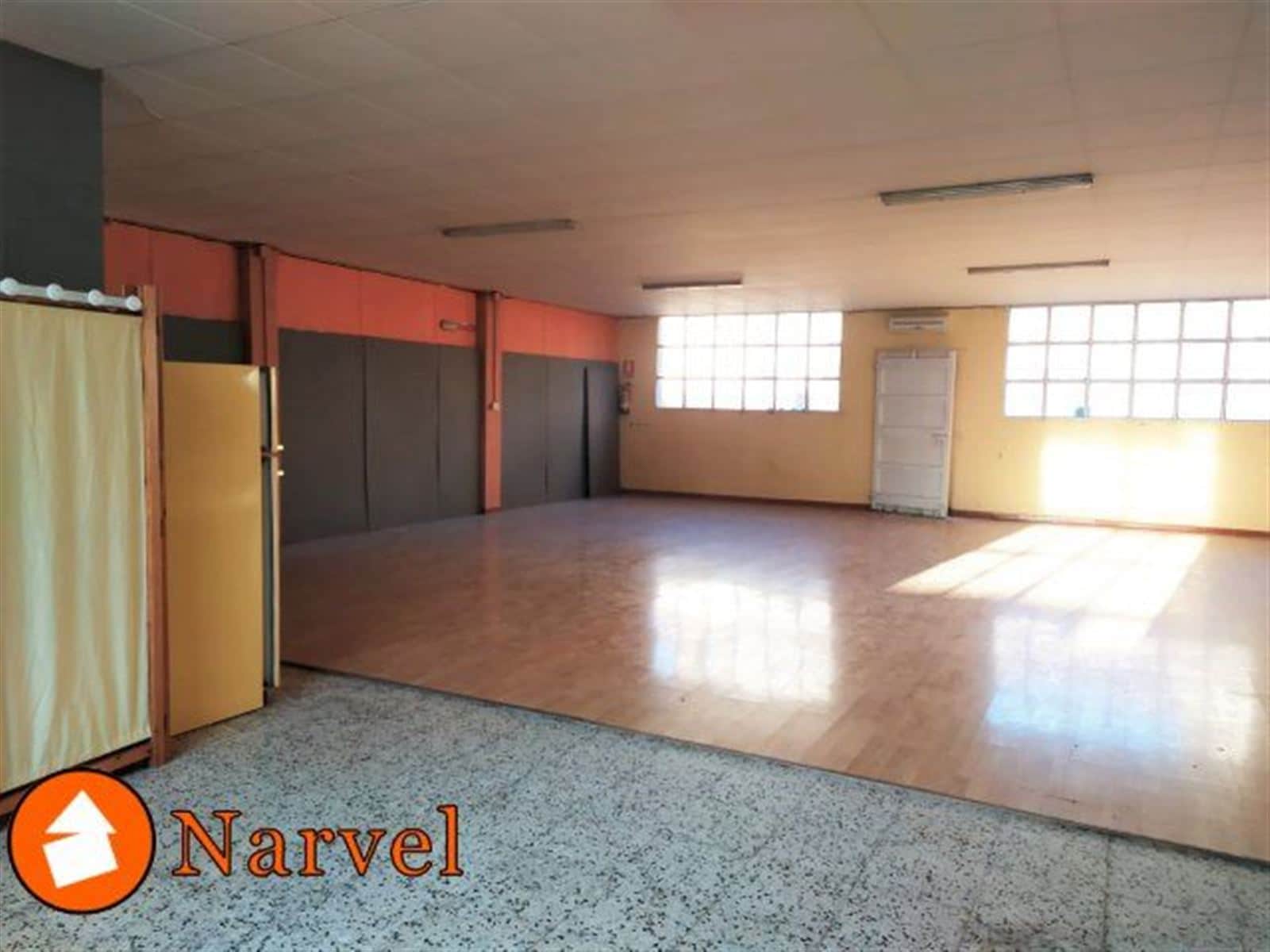 NAVE CON POSIBILIDAD DE HACER VIVIENDA!!! - Foto 2