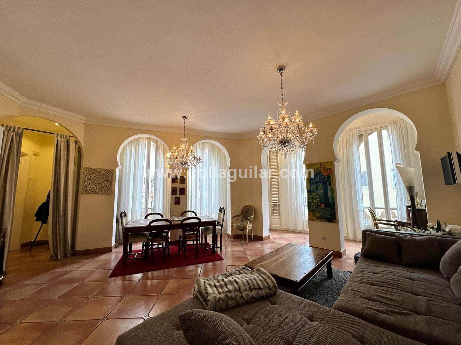 ZONA CORT, PISO EN EDIFICIO CARACTERISTICO - Foto 1