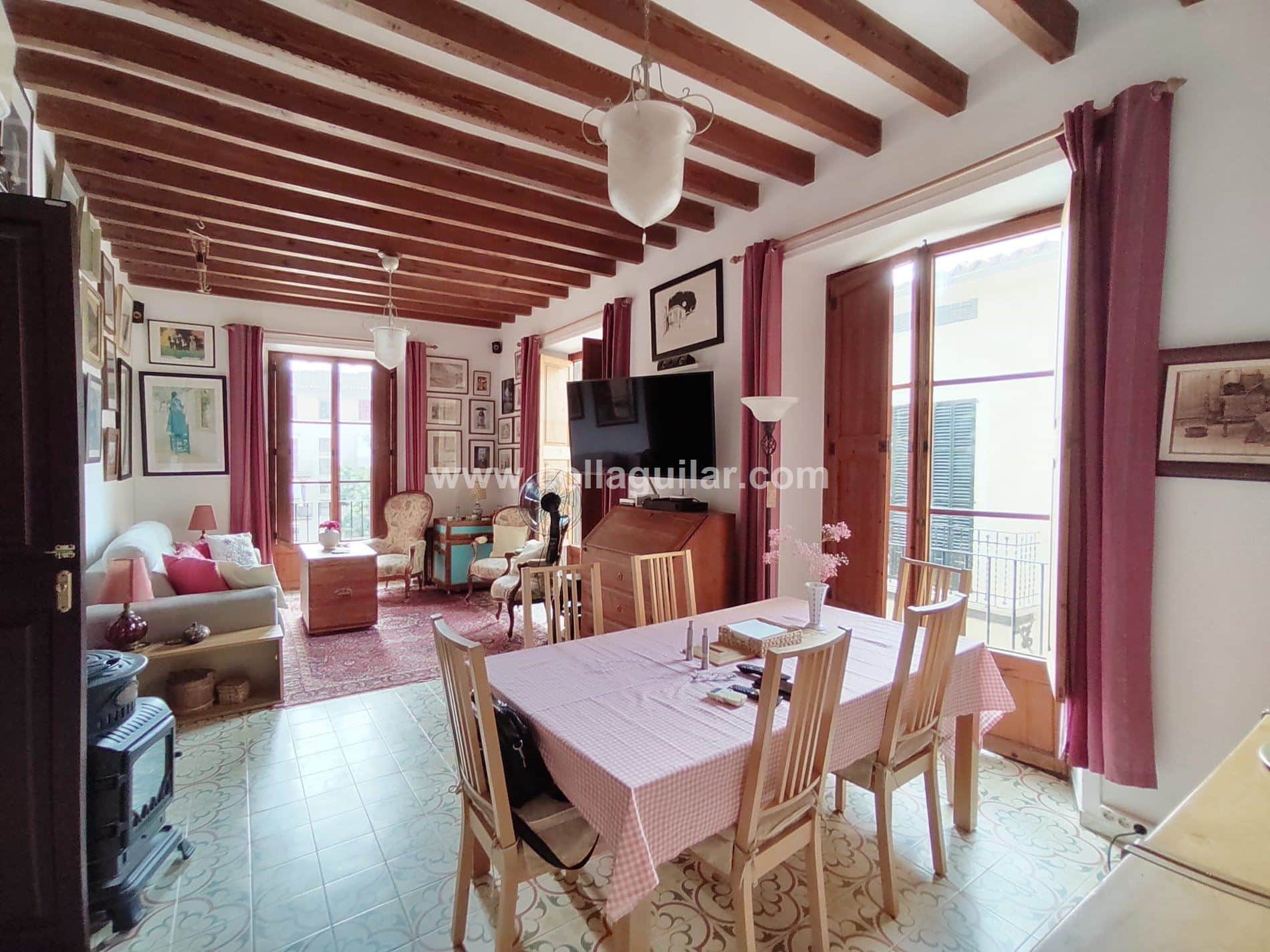 CASCO ANTIGUO EN PLAZA PISO ESQUINA REFORMADO - Foto 1