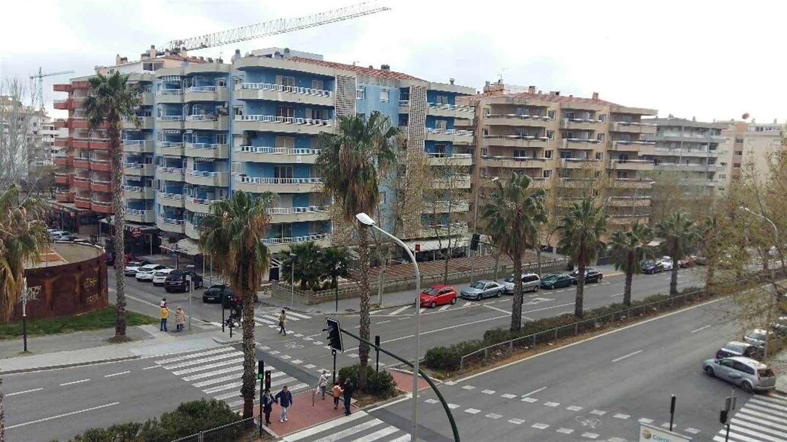 Apartamento Pl. Europa, muy céntrico - Foto 2