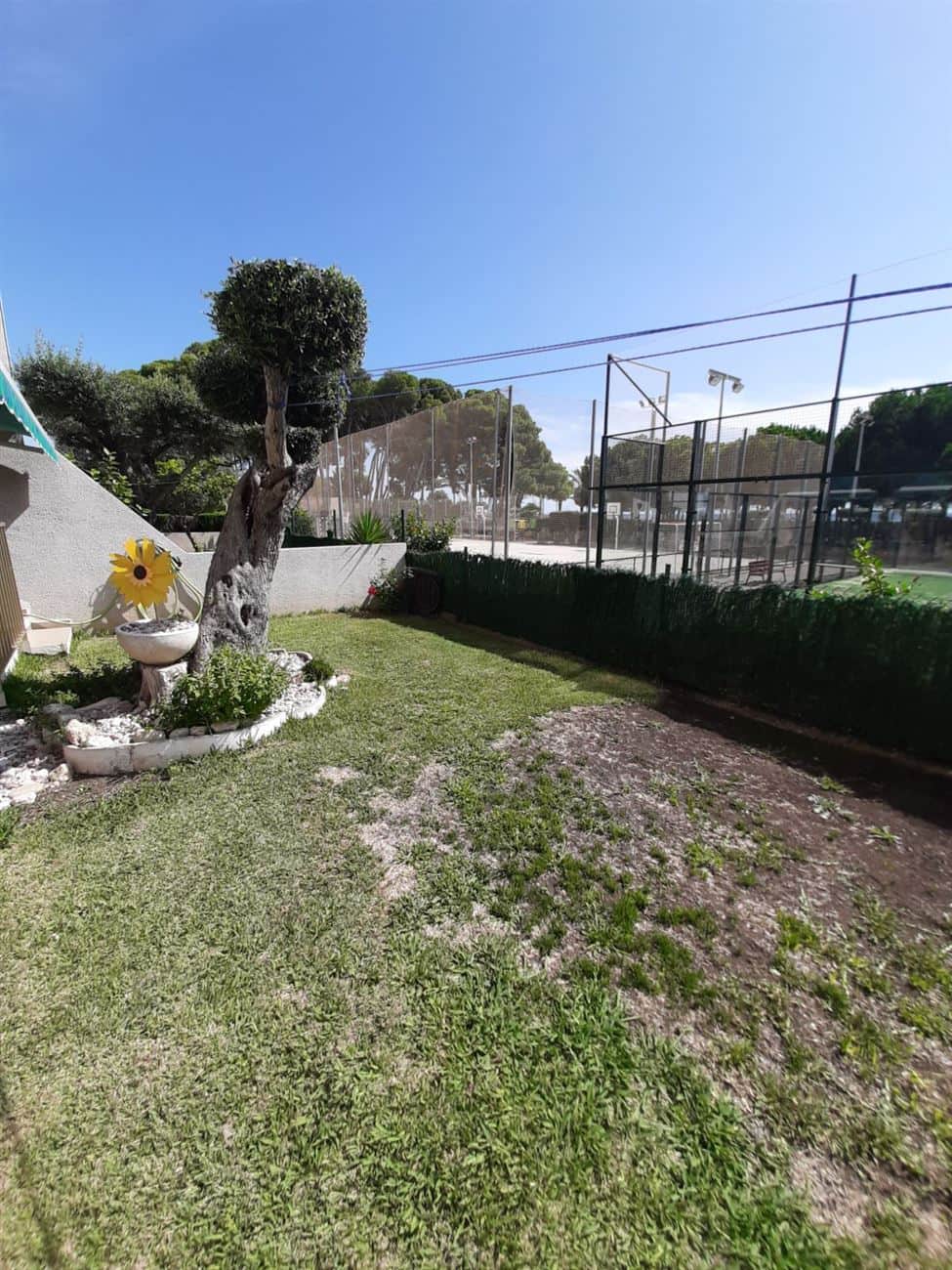 PRECIOSA PLANTA BAJA CON JARDIN 1ª LINEA PLAYA - Foto 4