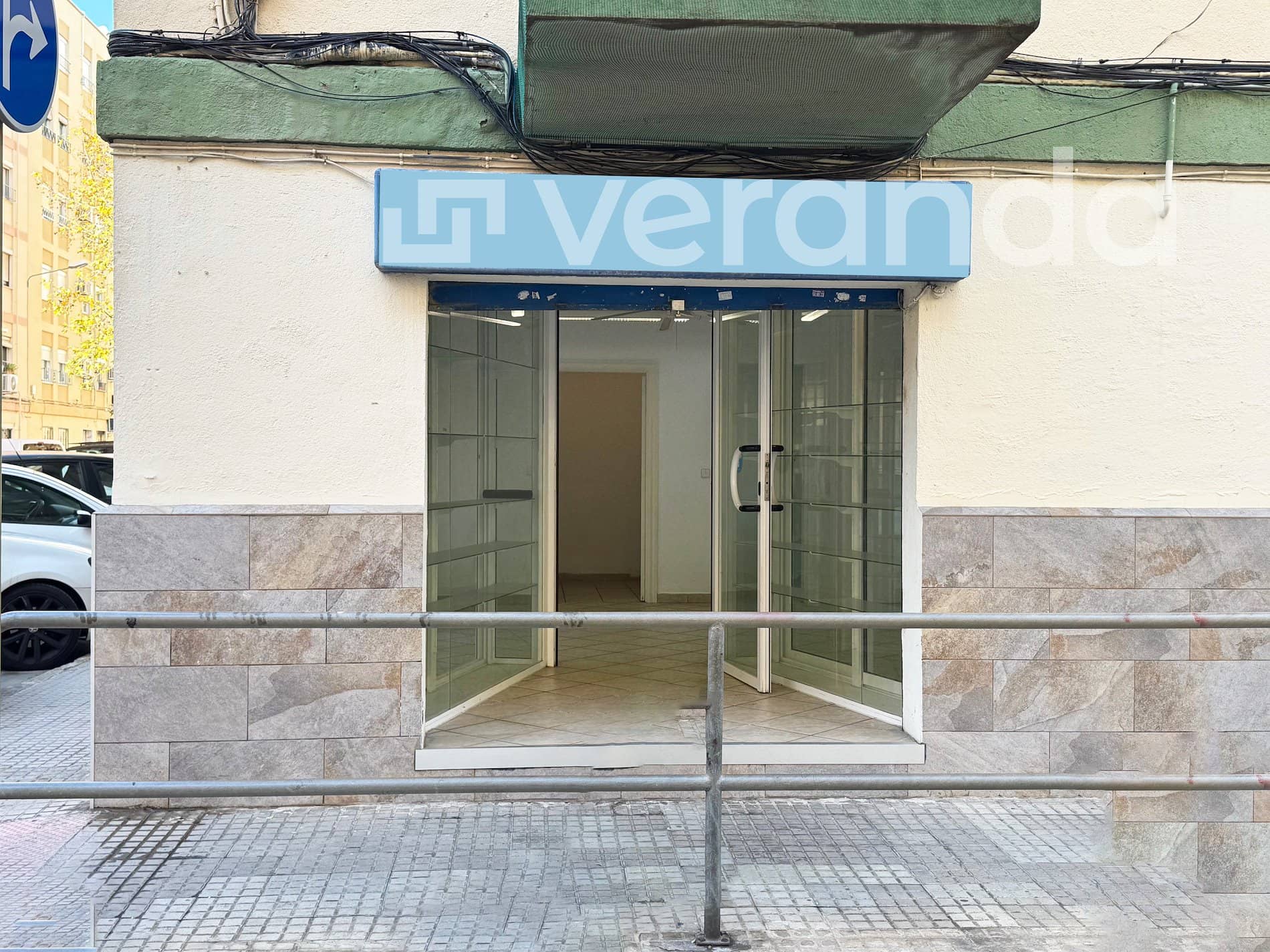 Local comercial - Cerdanyola Del Vallès - Foto 1