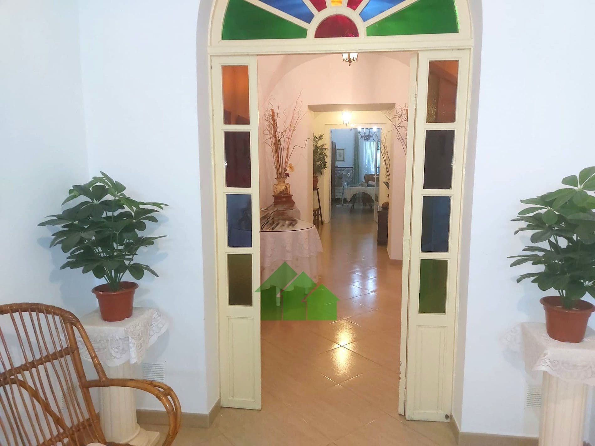 C-1018: VENTA DE CASA SEÑORIAL EN PLANTA BAJA CON DOBLADO, ENORME PATIO. PUEBLA DE LA CALZADA. - Foto 2