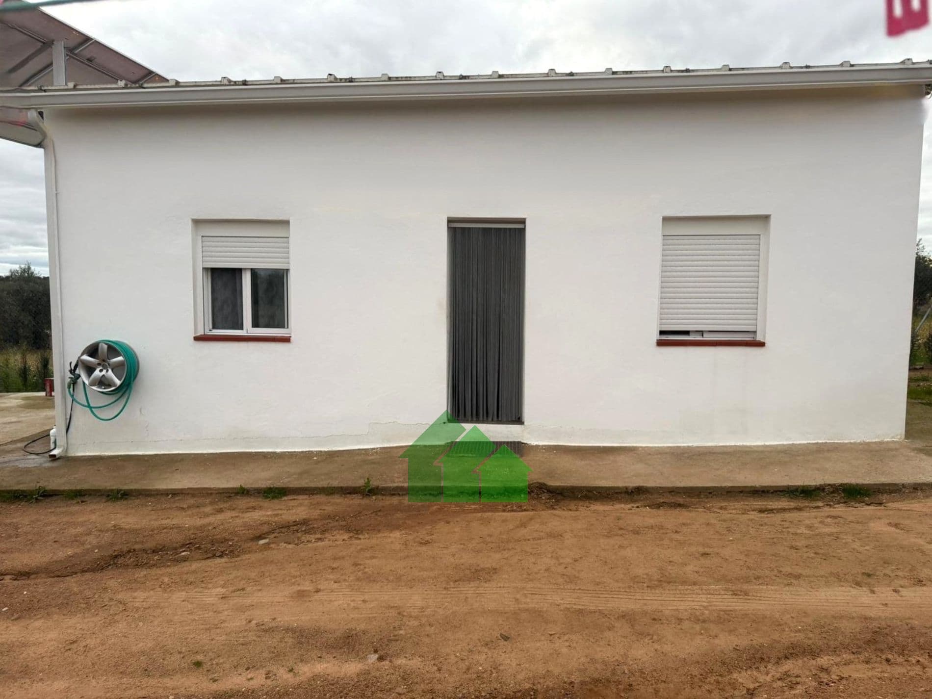 C-1043: VENTA DE PRECIOSA CASA DE CAMPO, TERRENO CON OLIVOS Y OTROS ÁRBOLES. ZONA EL COTO (LOS ARENALES). MONTIJO - Foto 1