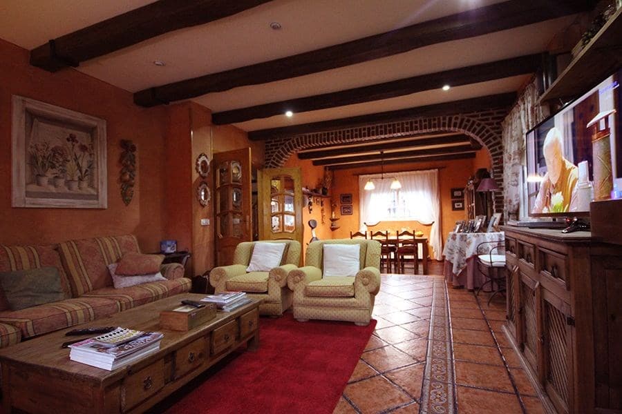 Espectacular chalet independiente con piscina en Montecarmelo - Foto 2