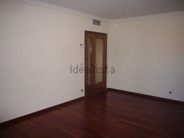 Alquiler de Piso en calle San Juan de Ortega 32, Las Tablas - Foto 3