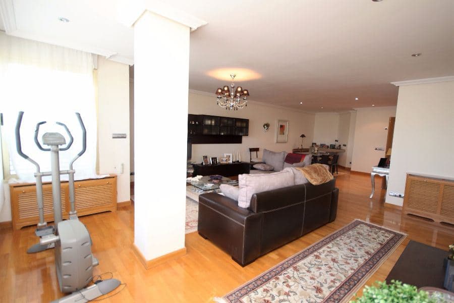 Alquiler 4 dormitorios en Puerta de Hierro - Foto 3