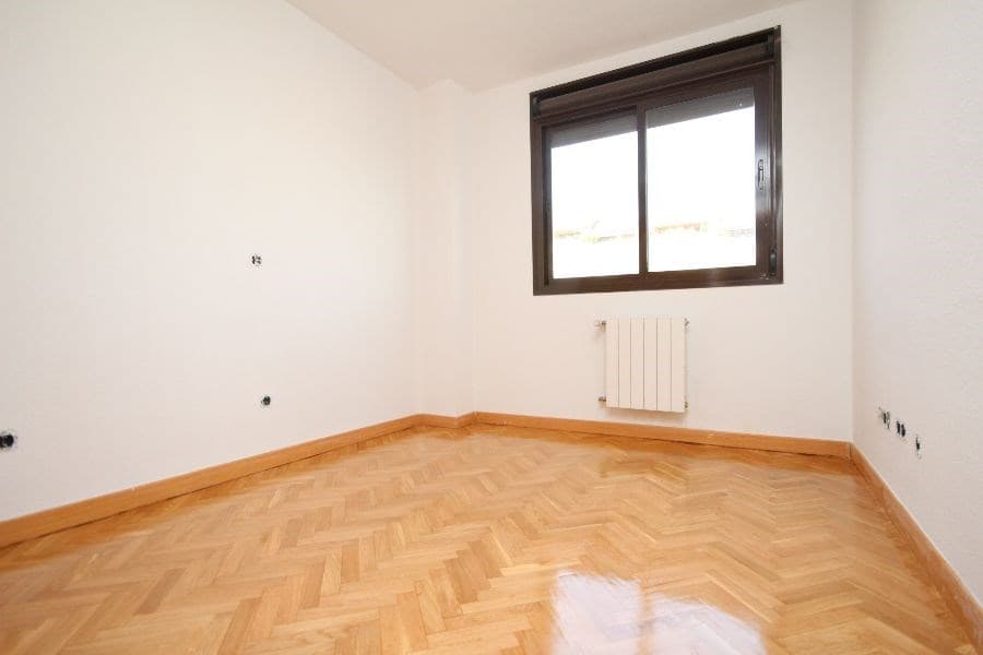 Alquiler 3 dormitorios en Montecarmelo - Foto 4