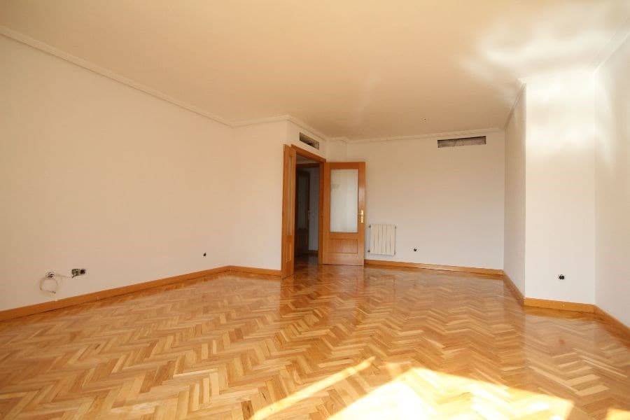 Alquiler 3 dormitorios en Montecarmelo - Foto 2