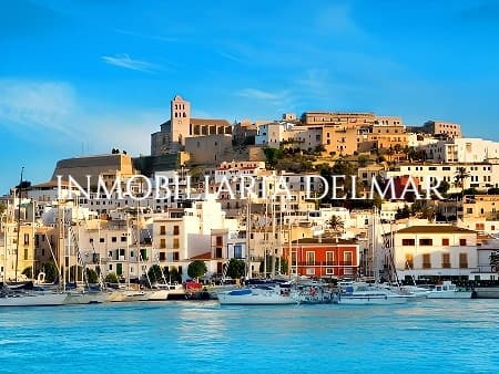 BOUTIQUE EN TRASPASO EN LA MARINA - Foto 5