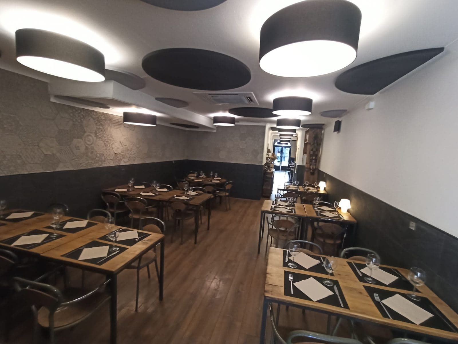 Restaurante en traspaso en pleno funcionamiento - Foto 4