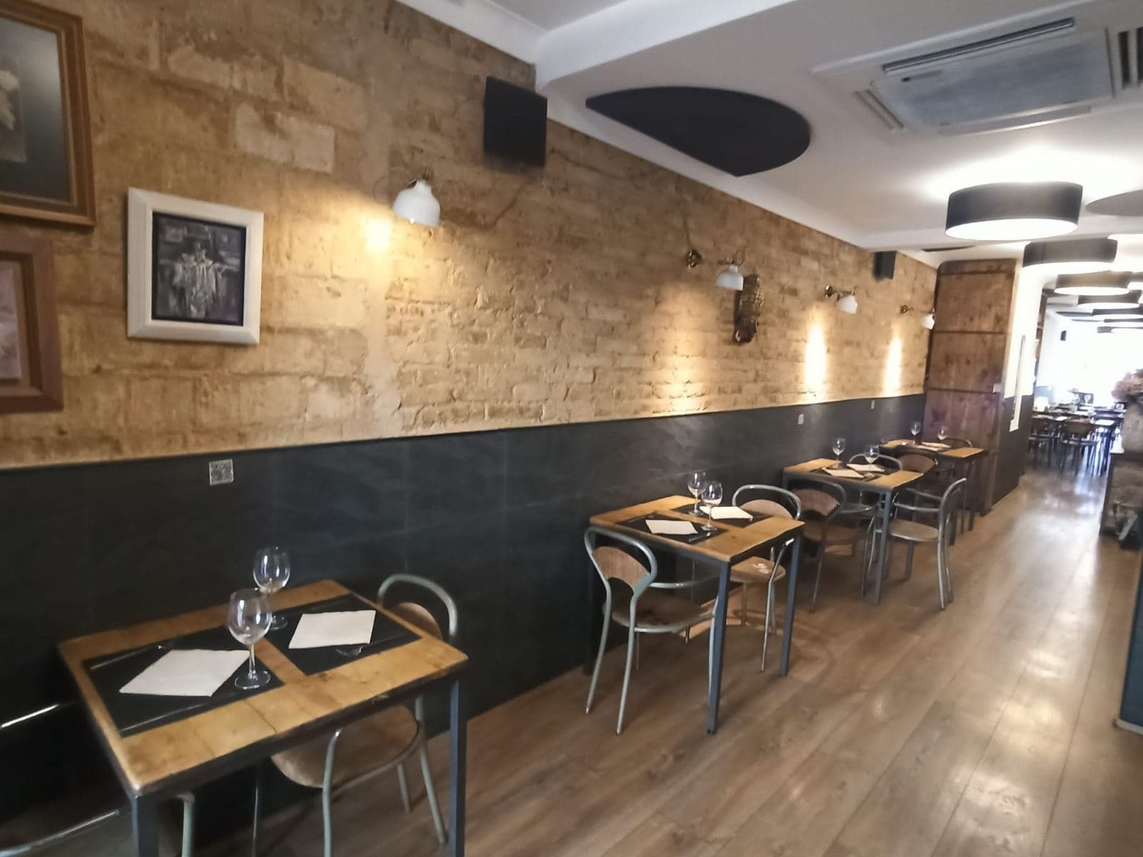 Restaurante en traspaso en pleno funcionamiento - Foto 3