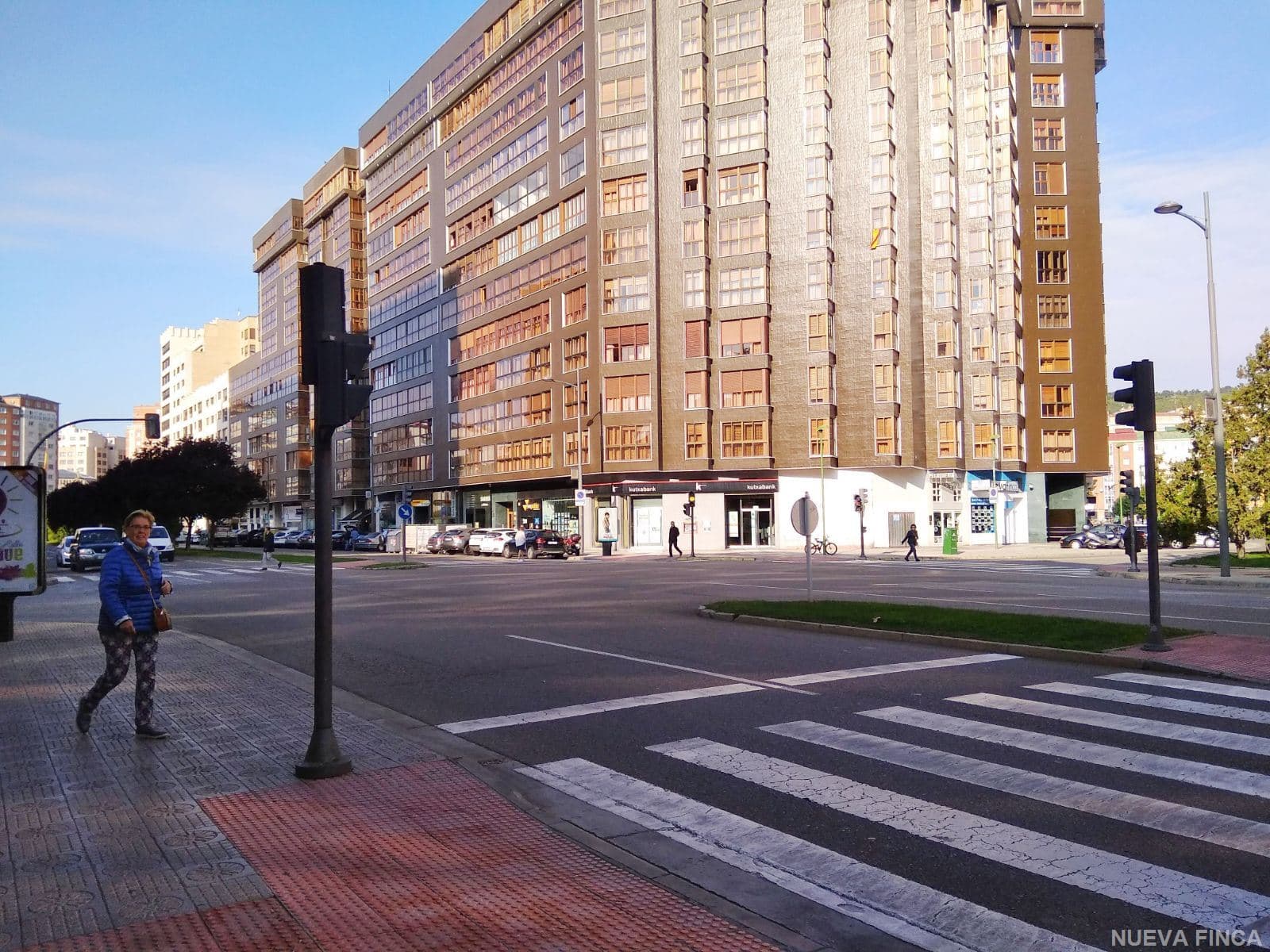 LOCAL AVDA. DE LA PAZ - Foto 3